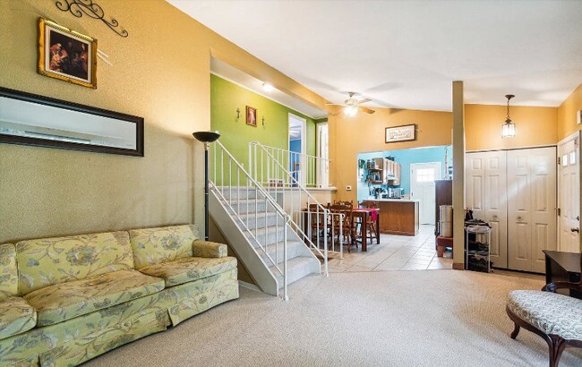 Building Photo - 4900 Woodlyn Dr