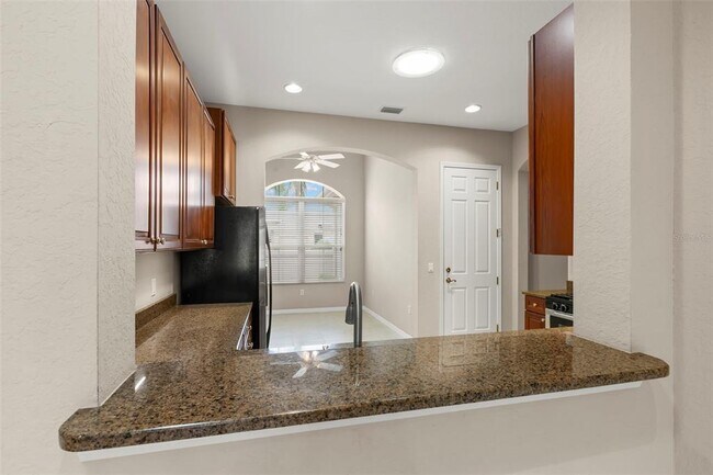 Building Photo - 2290 Sifield Greens Way