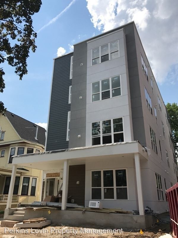 Building Photo - 2008 Bryant Ave S