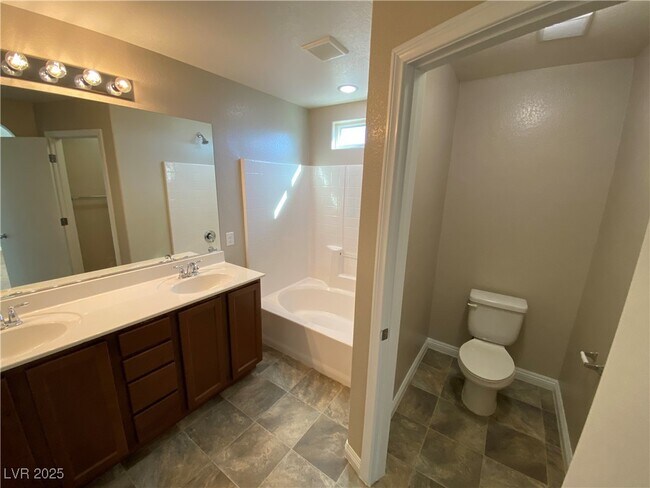 Building Photo - 10273 Headrick Dr
