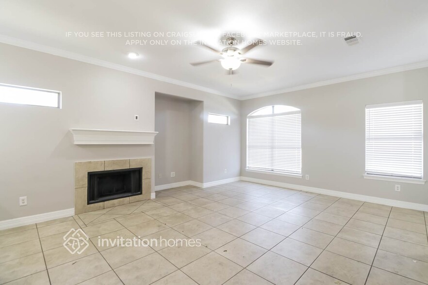 Building Photo - 17209 Panorama Dr