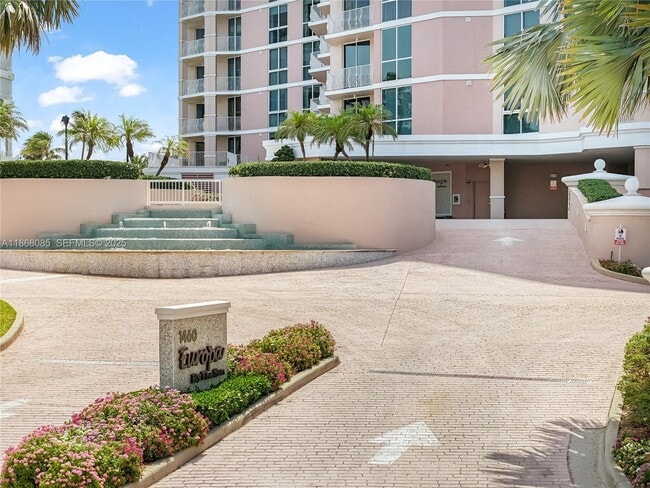 Building Photo - 1460 S Ocean Blvd