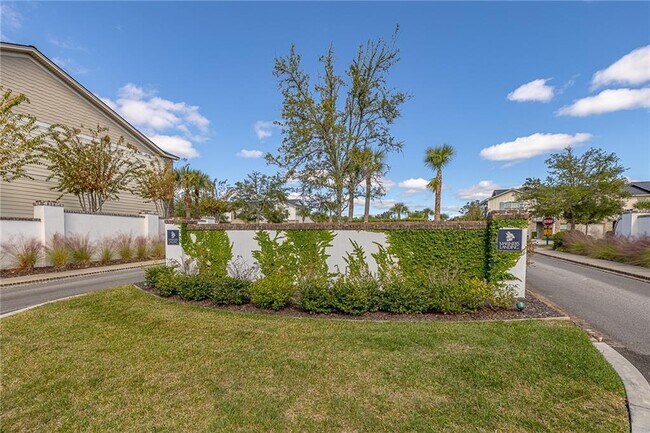 Building Photo - 505 Mariners Cir