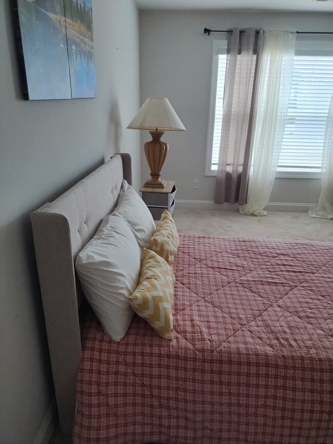 Building Photo - 437 Marietta Ln