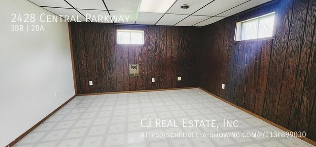 Building Photo - 2428 Central Pkwy Dr
