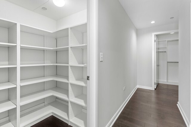 Building Photo - 130 N Garland Ct