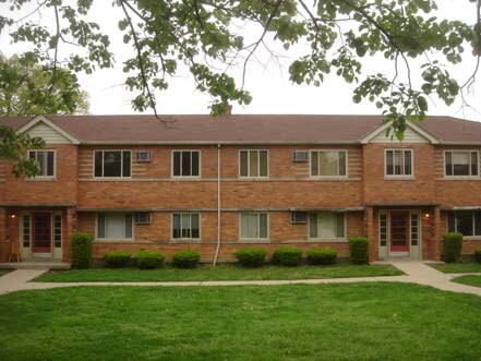 8 unit – 2760 & 2762 - 2756-2766 W North Bend Rd