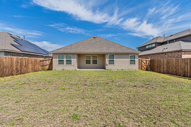 Building Photo - 1612 Harvest Glen Dr