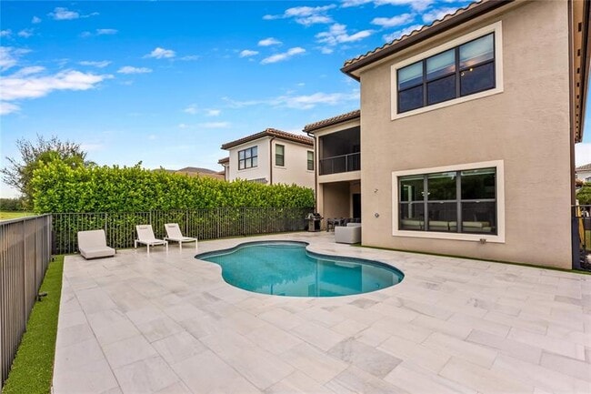 Building Photo - 9571 Eden Roc Ct