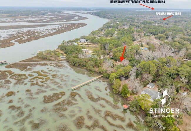 Building Photo - 1808 Lenora Dr