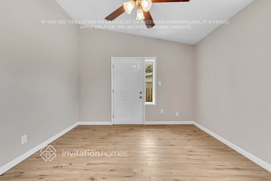 Building Photo - 3822 Pine Ridge Rd