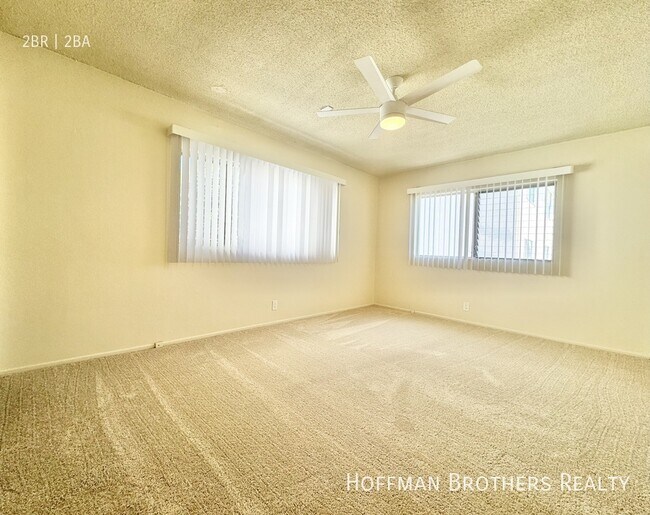 Building Photo - 1540 Laurel Ave