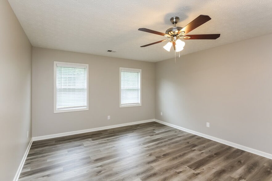 Building Photo - 2354 Loren Falls Ln SW