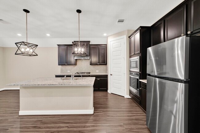 Building Photo - 2217 Gadwall Ct