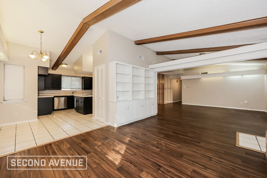 Building Photo - 3347 Navajo Pl