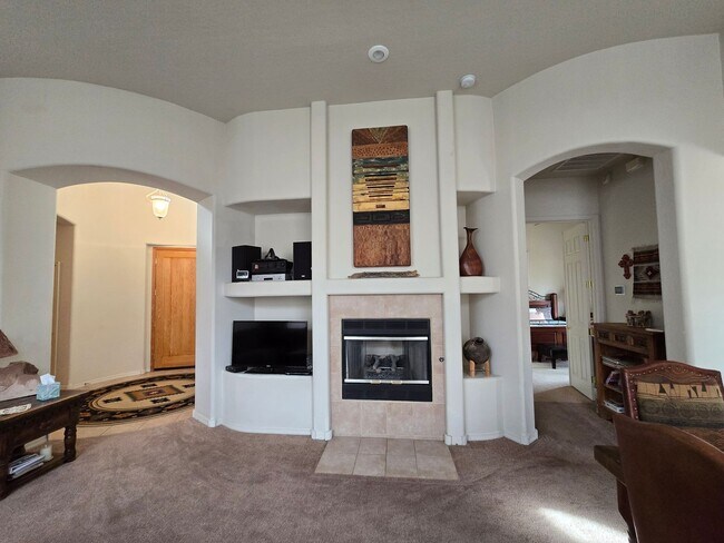 Building Photo - Furnished, Long-Term Rental - 3-12 Month Lease Option- **Leasing Special $500 off 1st month rent ...