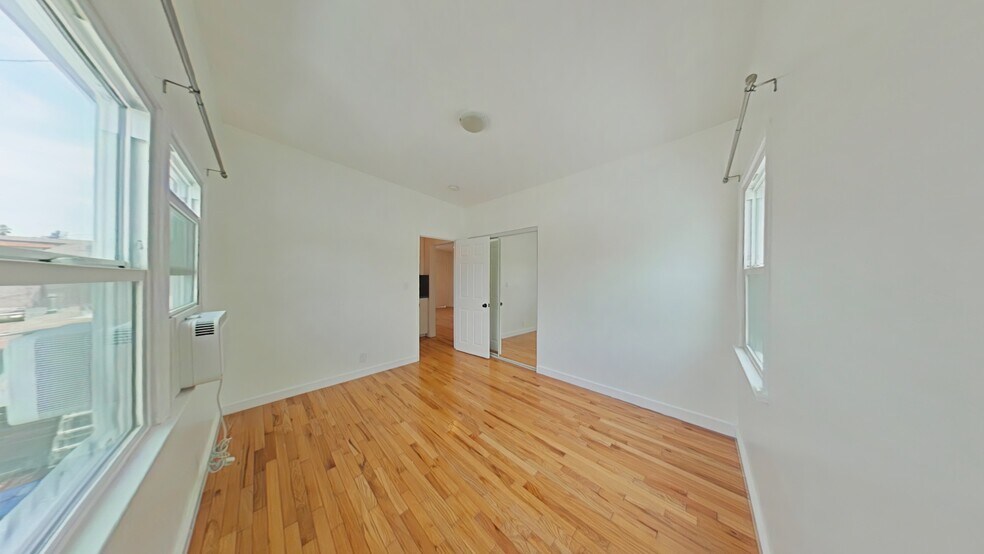 Primary Bedroom - 3820 Homer St