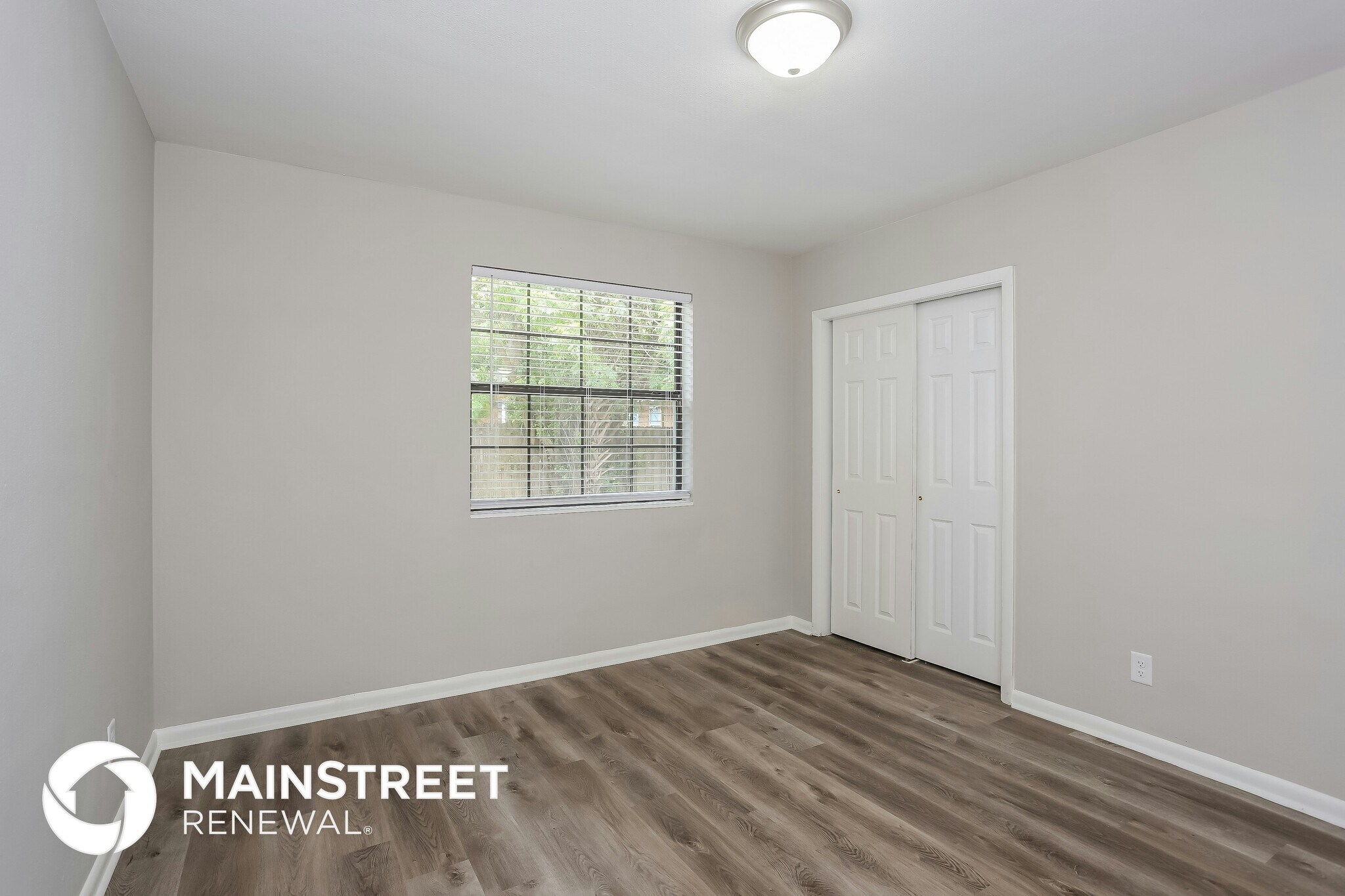 Building Photo - 6245 Green Pine Ln