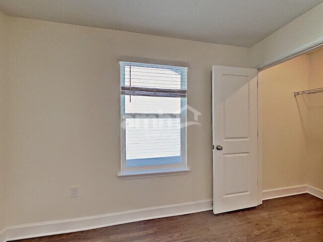 Building Photo - 4706 Reisswood Loop