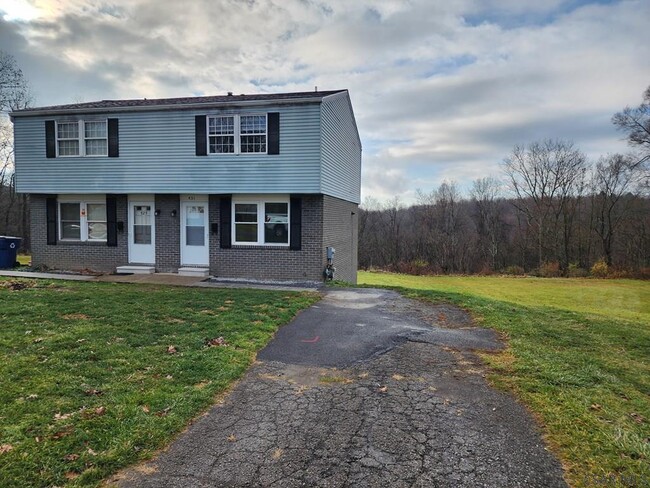 Building Photo - 429 Devon Dr