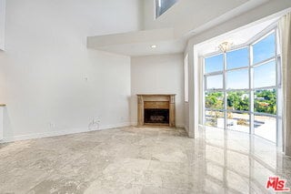 Building Photo - 171 N Church Ln