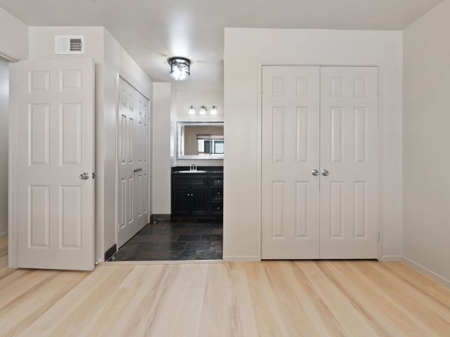 Building Photo - 3913 W 178th St