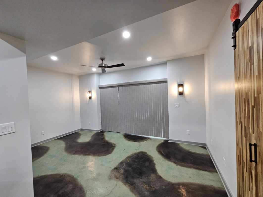 Building Photo - 3136 Hermina St