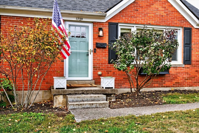 Building Photo - 1729 Appomattox Rd