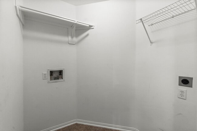 Building Photo - 155 N Wimberly Way