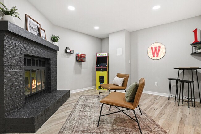 Building Photo - 6090 Rattman Rd