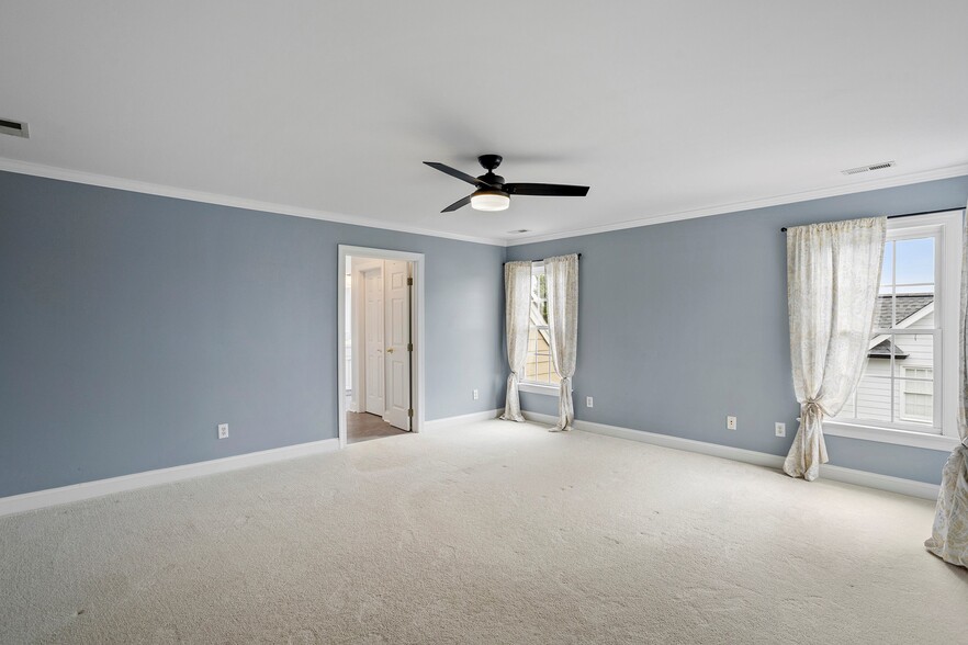 Building Photo - 507 Highgrove Dr