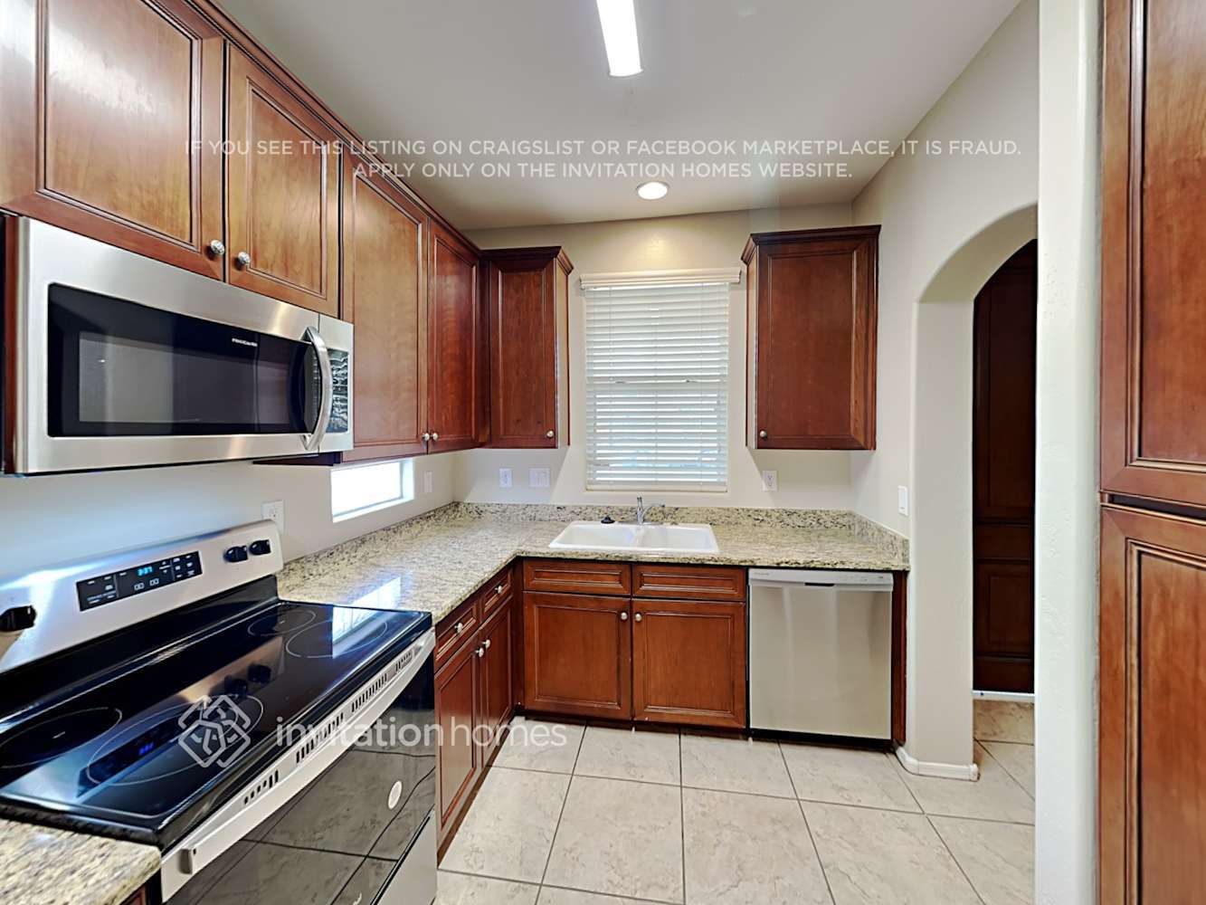 Building Photo - 2080 S Pheasant Dr