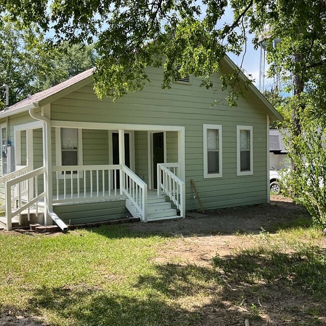 Primary Photo - 317 N Naid St