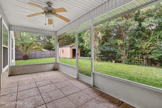 Building Photo - 1648 Glen Laurel Dr
