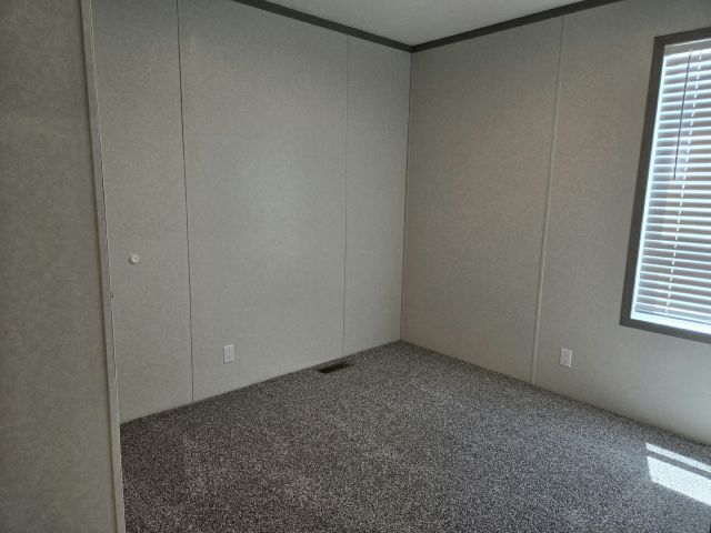 Building Photo - 137 113th Square NE