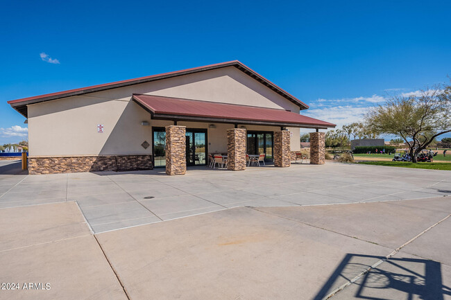 Building Photo - 4502 E Narrowleaf Dr