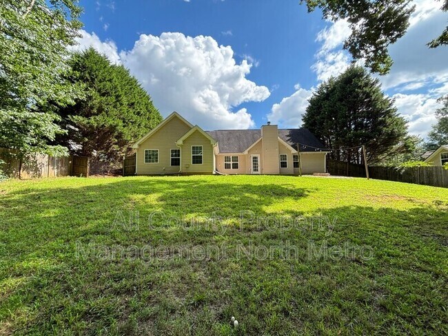 Building Photo - 4710 Middleboro Ln