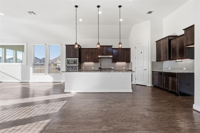 Building Photo - 3800 Empire Cv