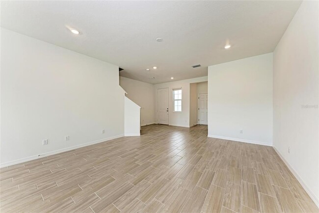 Building Photo - 317 Via Tuscany Ave
