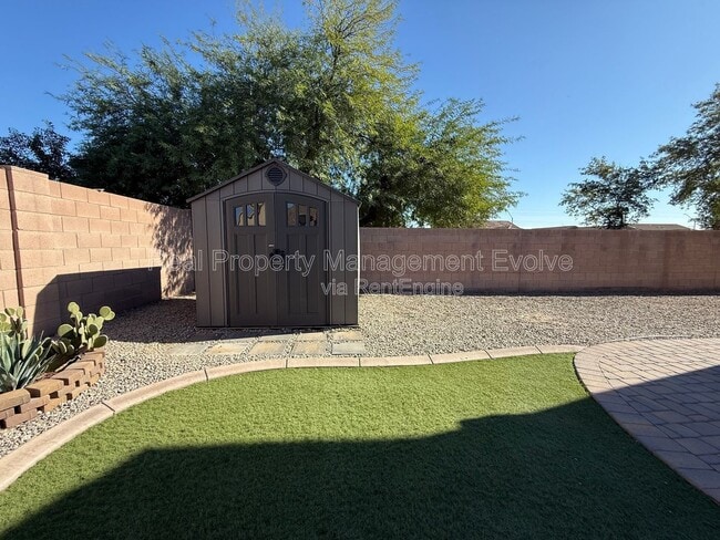 Building Photo - 12334 W Turney Ave