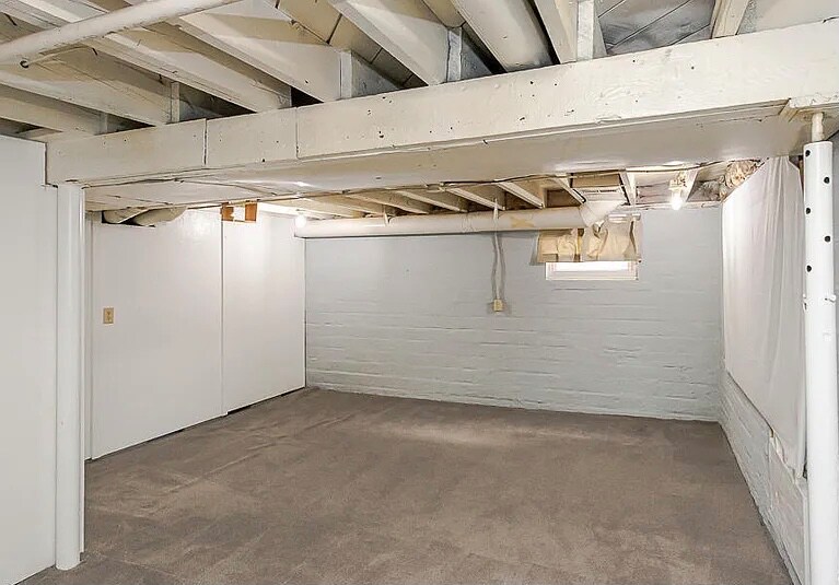 Building Photo - 1019 Radcliffe Dr