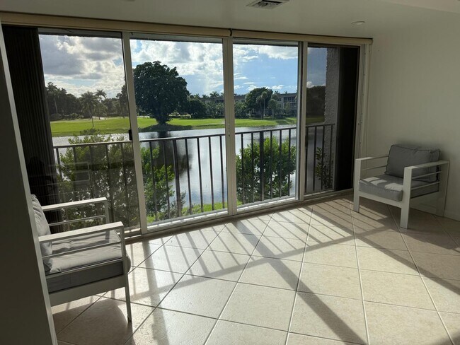 Building Photo - 4266 Deste Ct
