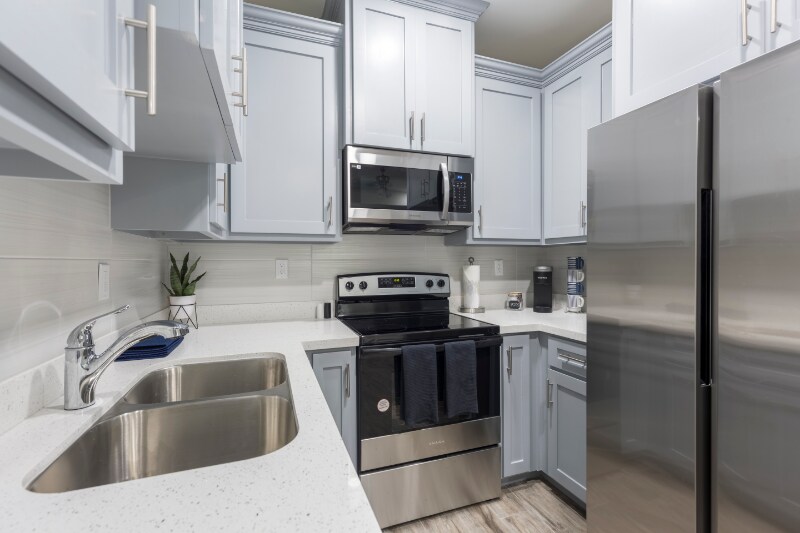 Building Photo - 3405 E Zinnia Ave