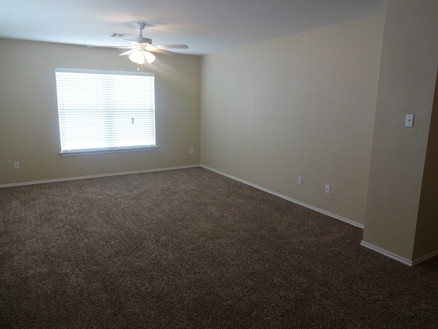 Building Photo - 13205 Vizquel Loop