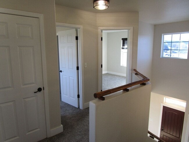 Building Photo - Completely Refreshed 2 Story Home with Fen...