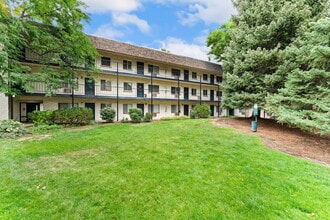 Building Photo - 5770 E Warren Ave