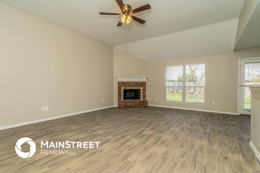 Building Photo - 8015 Splitrail Ct