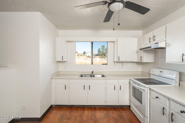 Building Photo - 4224 Canyon Trail