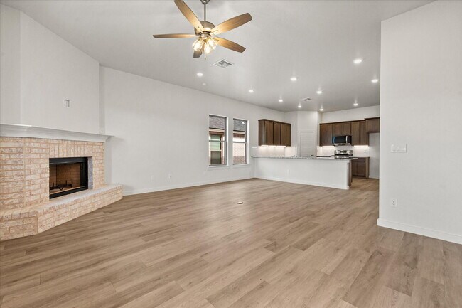 Building Photo - Beautiful New Build Home in Cypress Ranch!