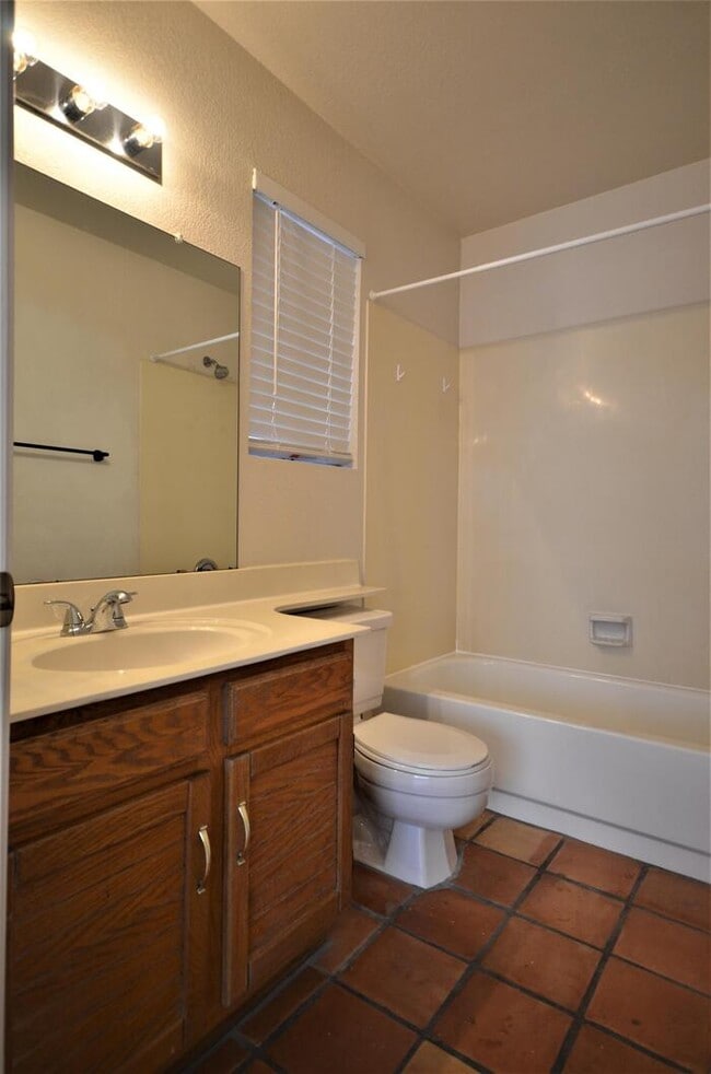 Building Photo - 5238 W Jupiter Way N